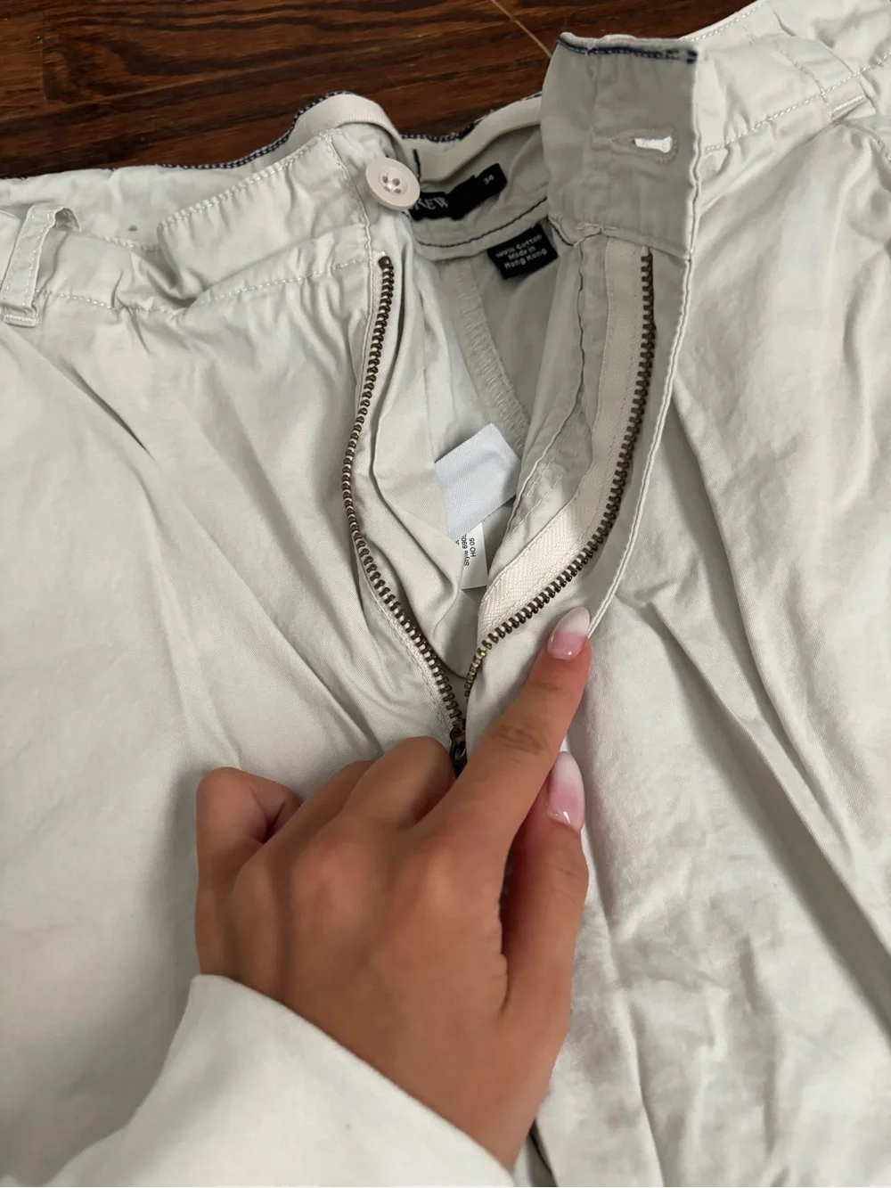 J.Crew Men's Cargo Shorts in Light Beige Size 34